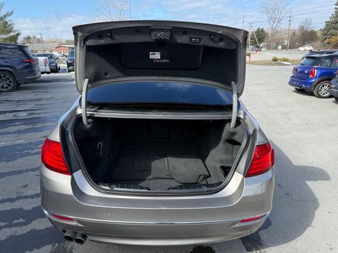 Used 2015 BMW 528i xDrive Sedan AWD/4WD image 12