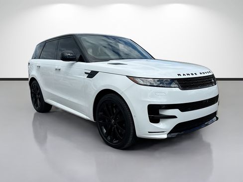 Used 2025 Land Rover Range Rover Sport Dynamic SE image 7