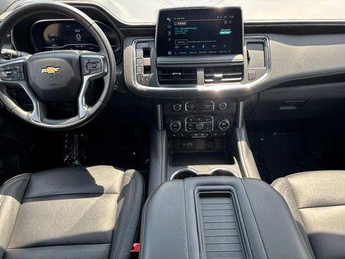 Used 2024 Chevrolet Suburban LT AWD/4WD image 12