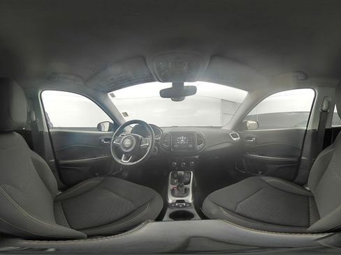 Used 2018 Jeep Compass Sport AWD/4WD image 12
