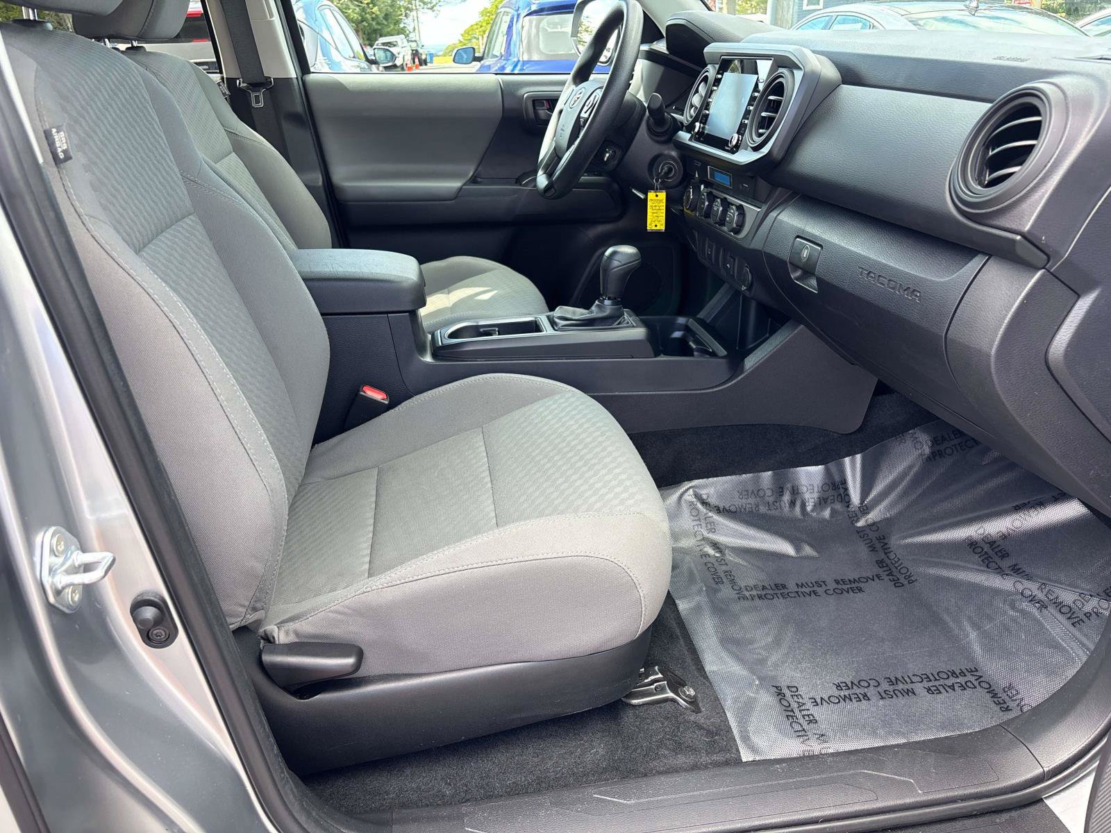 Used 2022 Toyota Tacoma SR AWD/4WD image 12