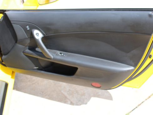 Used 2007 Chevrolet Corvette Z06 w/ Preferred Equipment Group RWD image 11