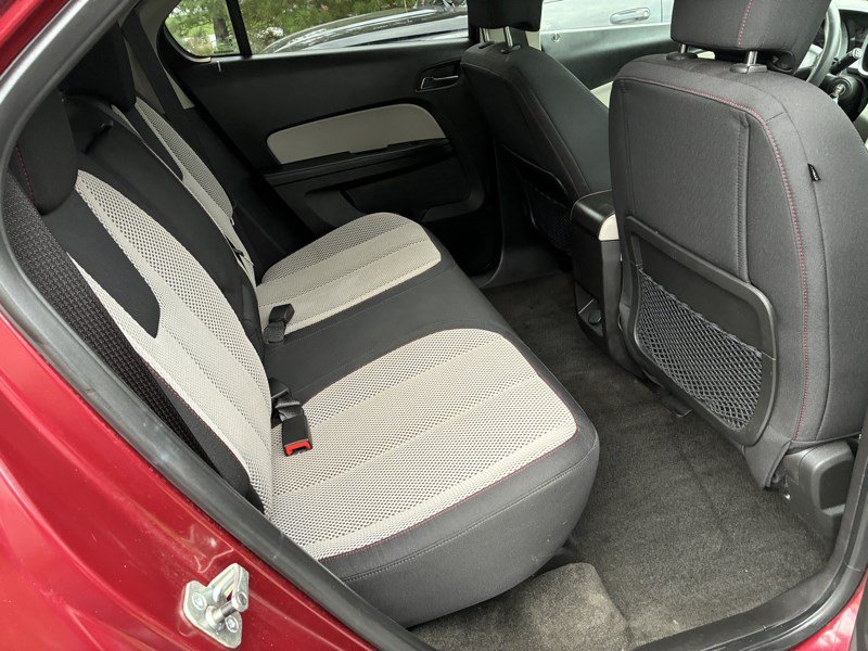 Used 2010 Chevrolet Equinox LT AWD/4WD image 16