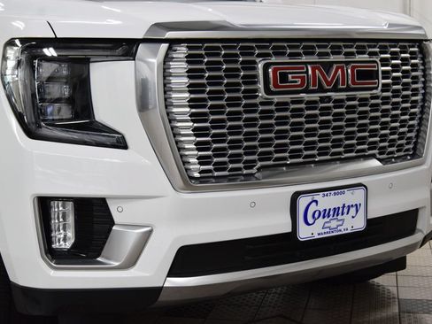 Used 2024 GMC Yukon XL Denali AWD/4WD image 13