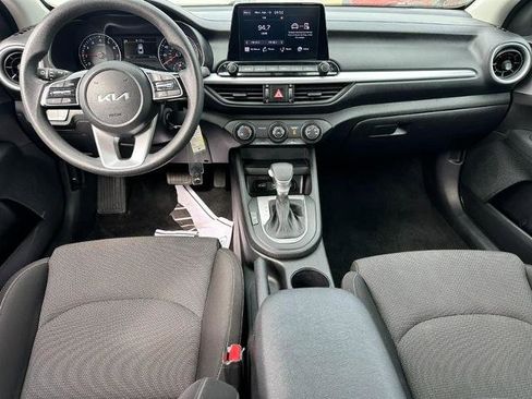 Used 2023 Kia Forte LXS FWD image 10