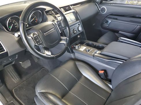 Used 2018 Land Rover Discovery SE AWD/4WD image 17