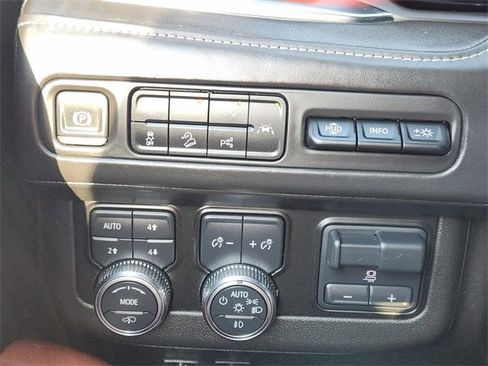 Used 2024 GMC Yukon Denali Ultimate w/ LPO, Floor Liner Package image 23