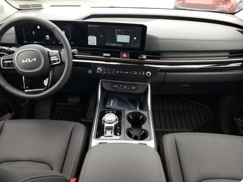 New 2026 Kia Carnival SX Prestige image 8