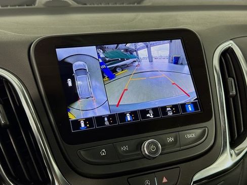 Used 2024 Chevrolet Equinox LT AWD/4WD image 16