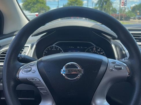 Used 2016 Nissan Murano S w/ Navigation Package AWD/4WD image 12