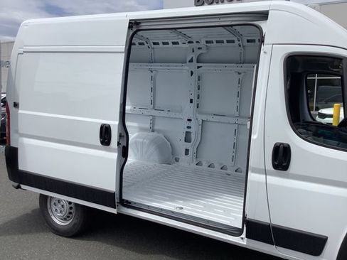 New 2026 RAM ProMaster 1500 w/ Safety Group FWD image 10