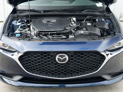 Used 2025 MAZDA MAZDA3 s image 6