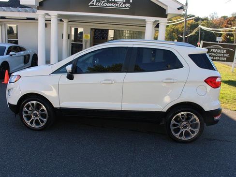 Used 2021 Ford EcoSport Titanium image 5