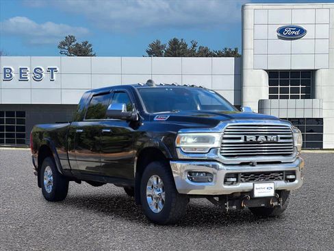 Used 2019 RAM 3500 Laramie AWD/4WD image 2