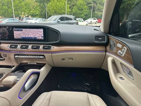 Used 2024 Mercedes-Benz GLE 350 4MATIC image 17