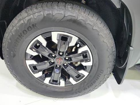 Used 2024 Nissan Frontier Pro-X w/ Technology Package image 33