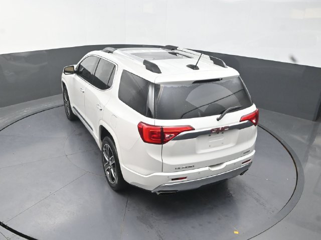 Used 2018 GMC Acadia Denali w/ Technology Package AWD/4WD image 26