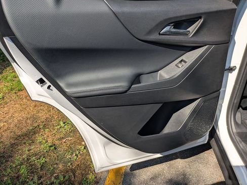 New 2026 Chevrolet Equinox LT w/ Safety and Technology Package FWD image 25