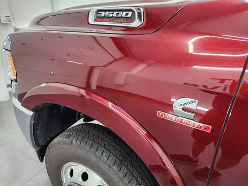 Used 2022 RAM 3500 Limited AWD/4WD image 38