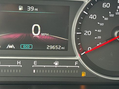 Certified 2023 Kia Sorento EX AWD/4WD image 35
