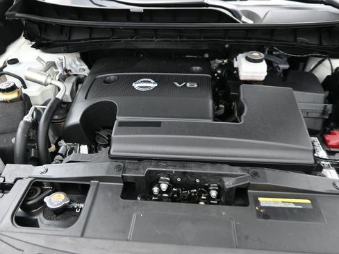 Used 2024 Nissan Murano Platinum w/ Cargo Package image 21