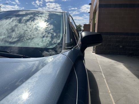 Used 2023 Toyota Corolla Cross L image 10