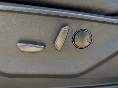 New 2026 Ford F250 Lariat w/ Lariat Premium Package image 69