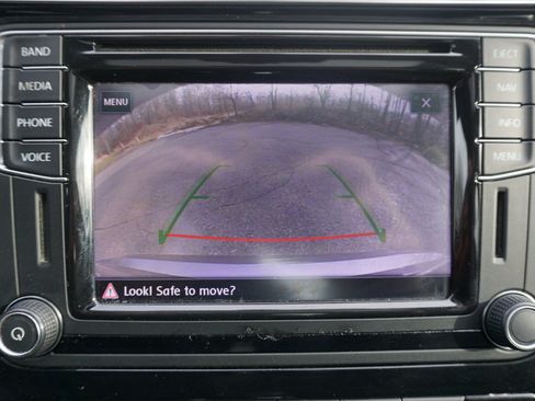 Used 2017 Volkswagen Passat 1.8T SE image 22