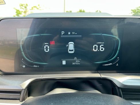 Used 2025 Kia Telluride S AWD/4WD image 12