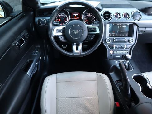 Used 2017 Ford Mustang GT Premium w/ GT Performance Package image 10