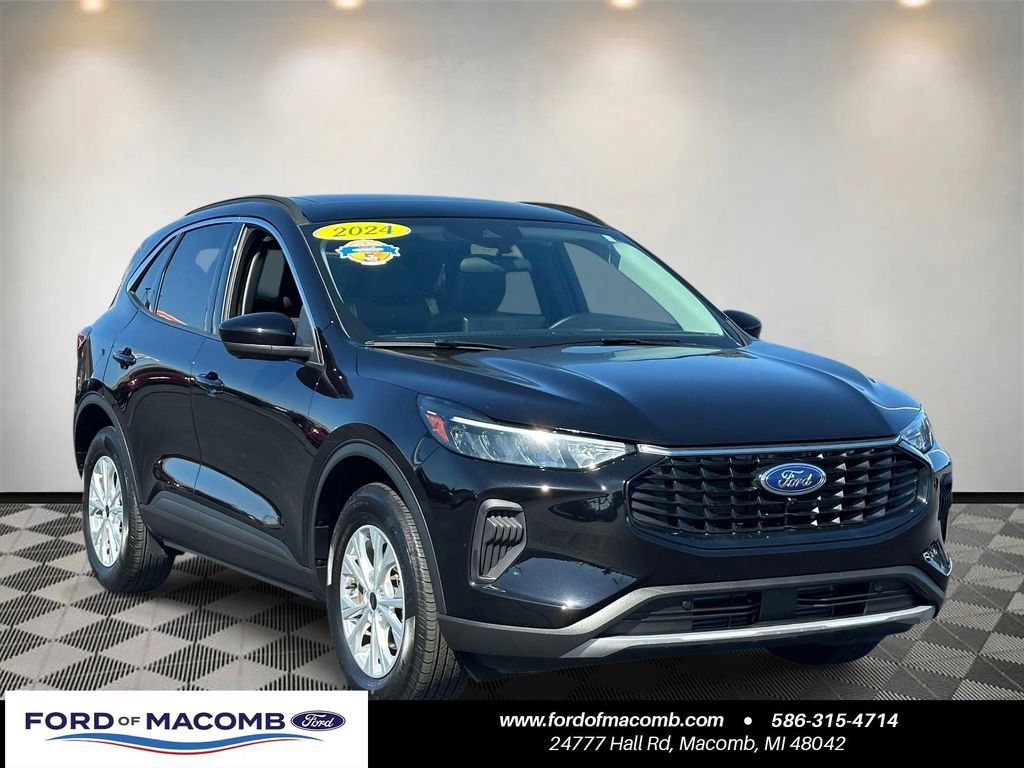 Certified 2024 Ford Escape Active w/ Tech Pack #2 AWD/4WD image 1