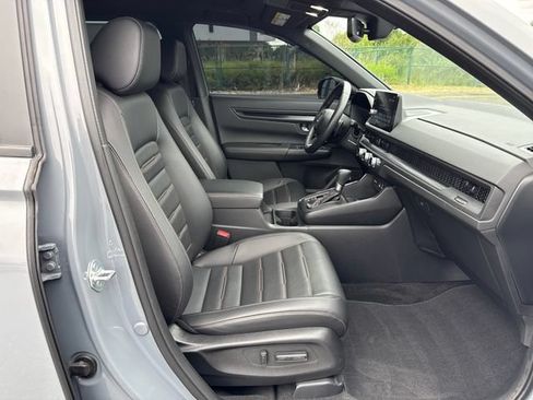 Used 2025 Honda CR-V Sport-L image 10