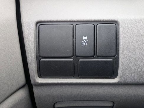 Used 2013 Honda Odyssey LX image 16