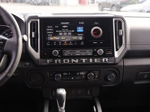 Certified 2025 Nissan Frontier SV w/ SV Convenience Package RWD image 25