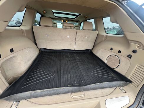 Used 2015 Jeep Grand Cherokee Overland w/ Advanced Technology Group image 11