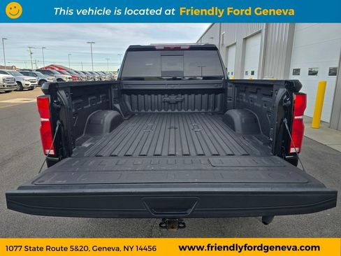 Used 2025 Chevrolet Silverado 3500 LTZ AWD/4WD image 11