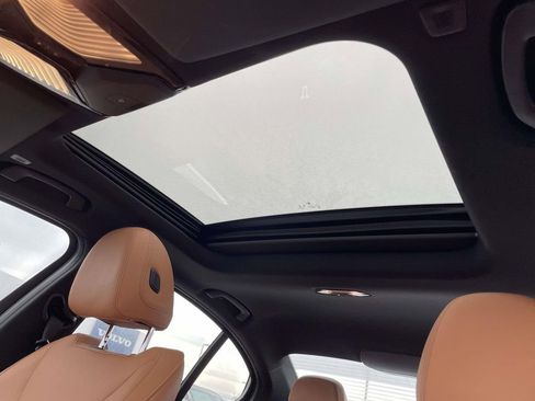 Used 2020 BMW 330i xDrive w/ Premium Package image 11