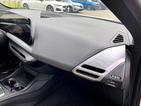 Used 2025 BMW 228i xDrive AWD/4WD image 19