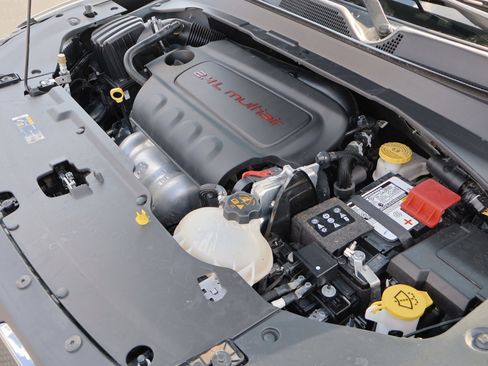 Used 2022 Jeep Compass Latitude image 35