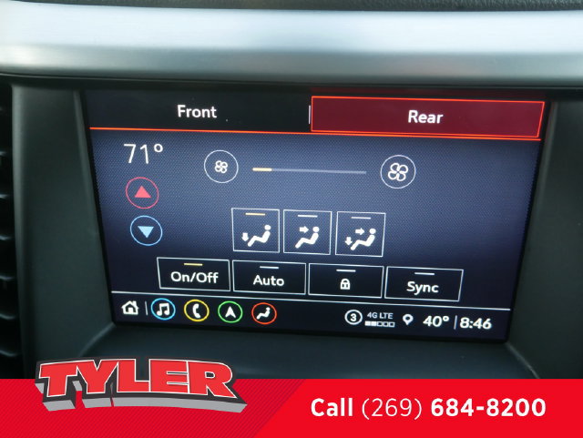 Used 2021 GMC Acadia SLT w/ Preferred Package FWD image 49