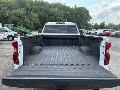 Used 2025 Chevrolet Silverado 2500 W/T AWD/4WD image 6