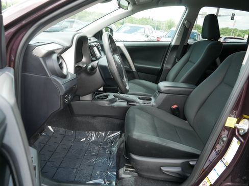 Used 2018 Toyota RAV4 LE w/ All Weather Liner Package AWD/4WD image 12