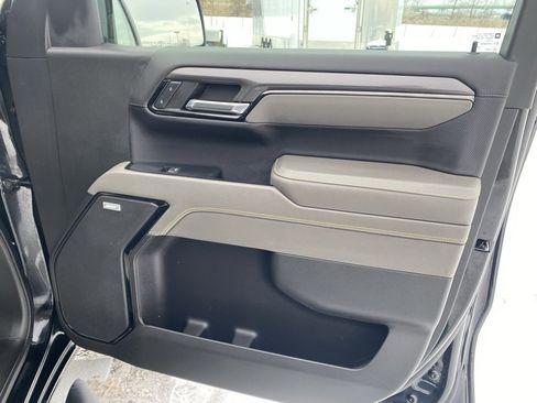 Used 2022 Chevrolet Silverado 1500 ZR2 w/ Technology Package image 21