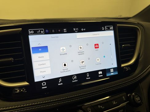 New 2026 Chrysler Pacifica Select FWD image 31