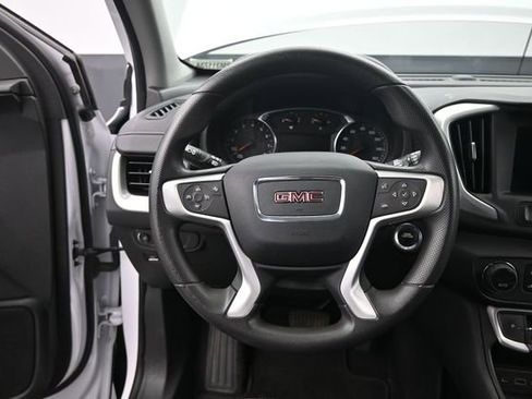 Used 2023 GMC Terrain SLE w/ Driver Convenience Package FWD image 26