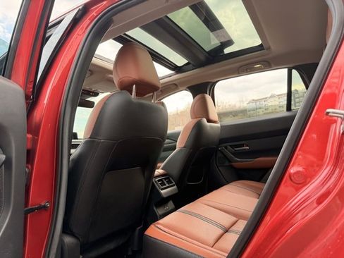 Used 2024 MAZDA CX-50 AWD 2.5 Turbo w/ Weather Package image 11