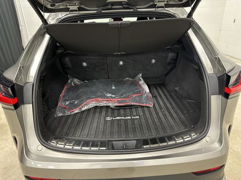 Used 2024 Lexus NX 350 F Sport AWD/4WD image 32