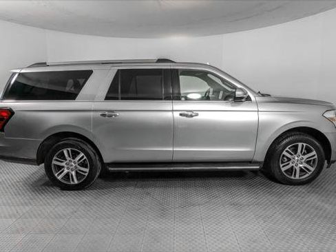 Used 2023 Ford Expedition Max Limited image 8