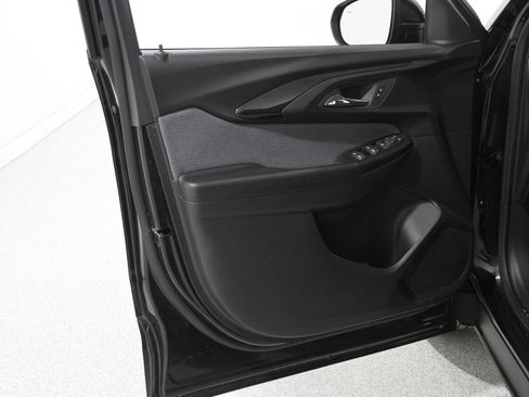 Certified 2023 Chevrolet TrailBlazer LT w/ Convenience Package image 4