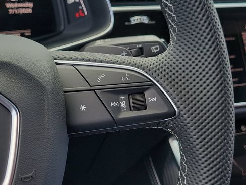 New 2026 Audi SQ7 Premium Plus AWD/4WD image 9